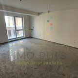 Giorc apartament cu o camera. Parcare inclusa